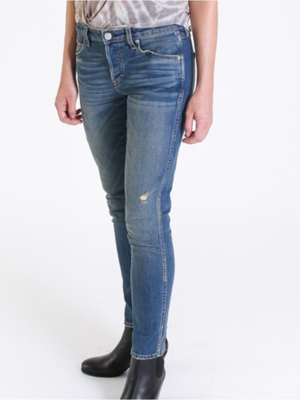 AMO Denim Tomboy in Dive Bar
